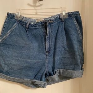 St. Johns Bay High Waisted Shorts